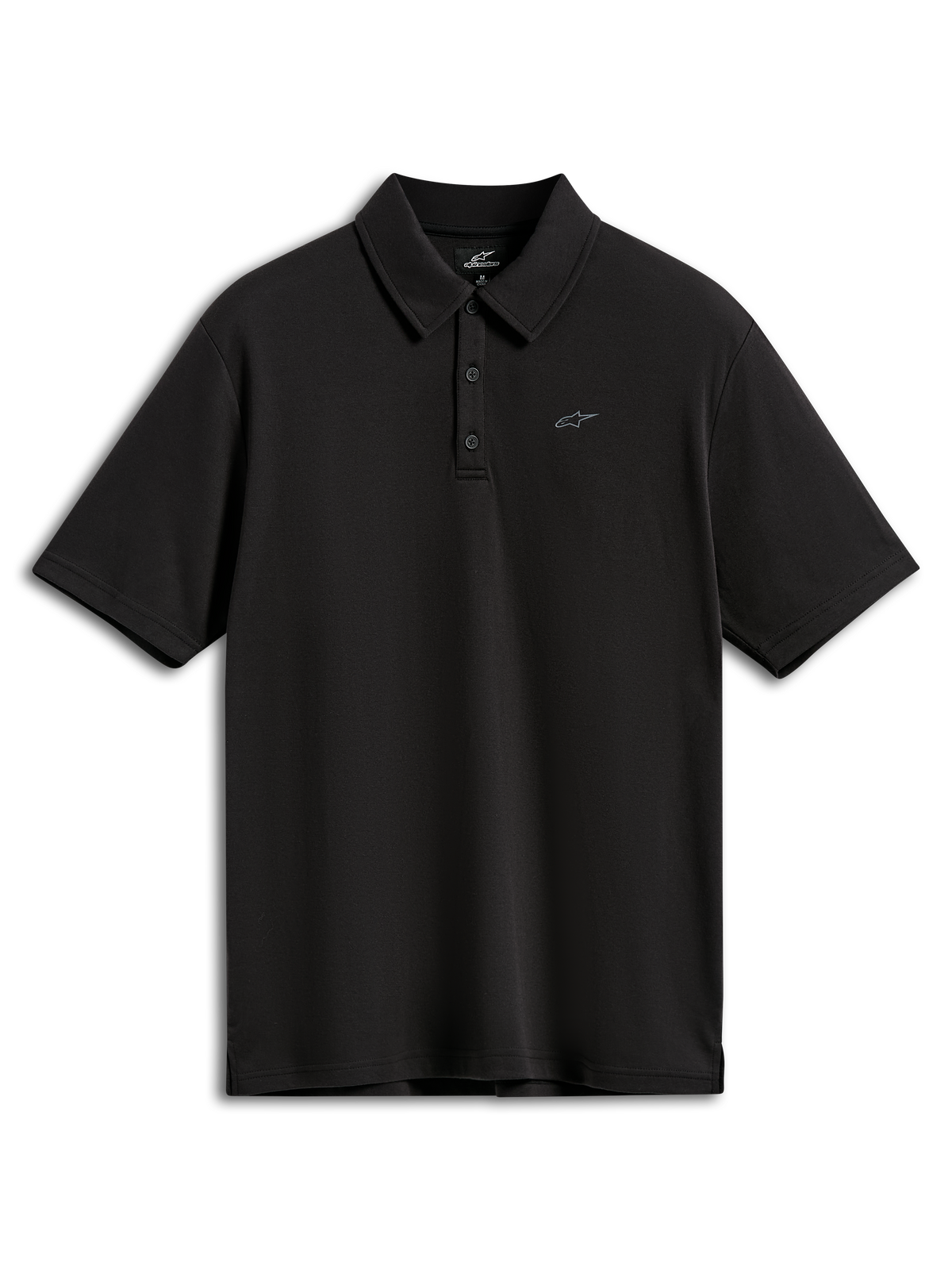 Alpinestars Impetus Sport Polo, polo de manga curta, preto, com um pequeno logótipo Astars cinzento no peito, carcela de três botões e gola própria, vestuário desportivo casual