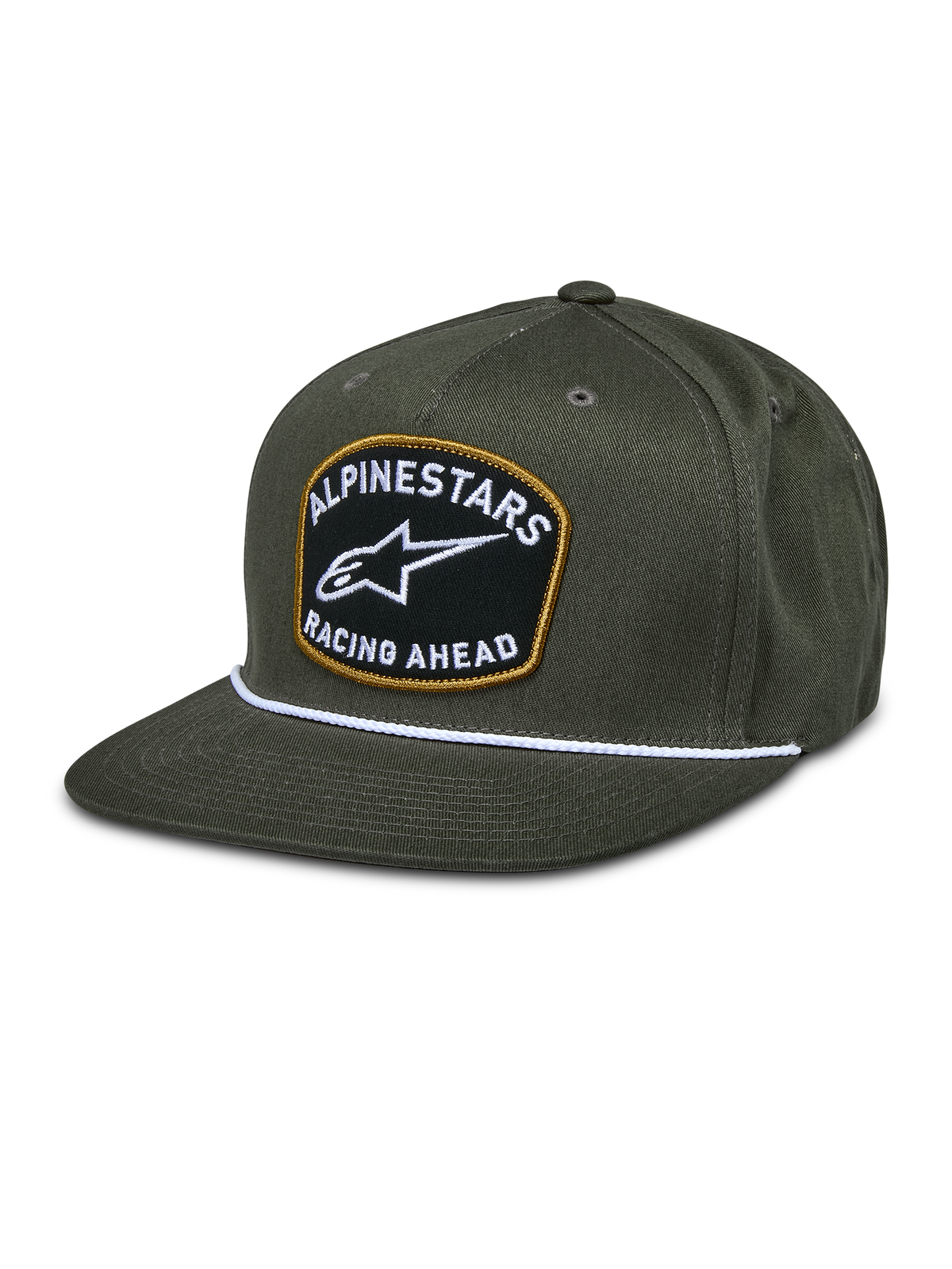Alpinestars Promptus Snapback Hat, verde militar, pala plana com detalhe de corda entrançada branca, patch bordado preto com contorno dourado, logótipo ALPINESTARS RACING AHEAD branco, acessório casual de lifestyle motorsport