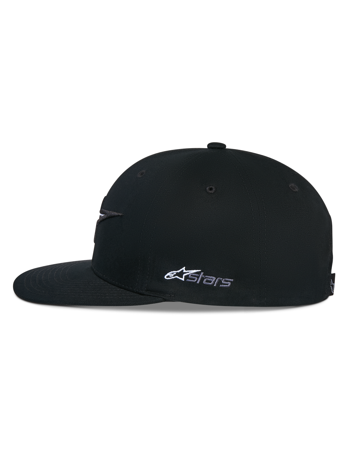 Boné Snapback Alpinestars Thickness, preto, vista de perfil lateral com coroa estruturada e aba plana, logótipo Astars lateral bordado a branco, acessório casual inspirado no desporto motorizado