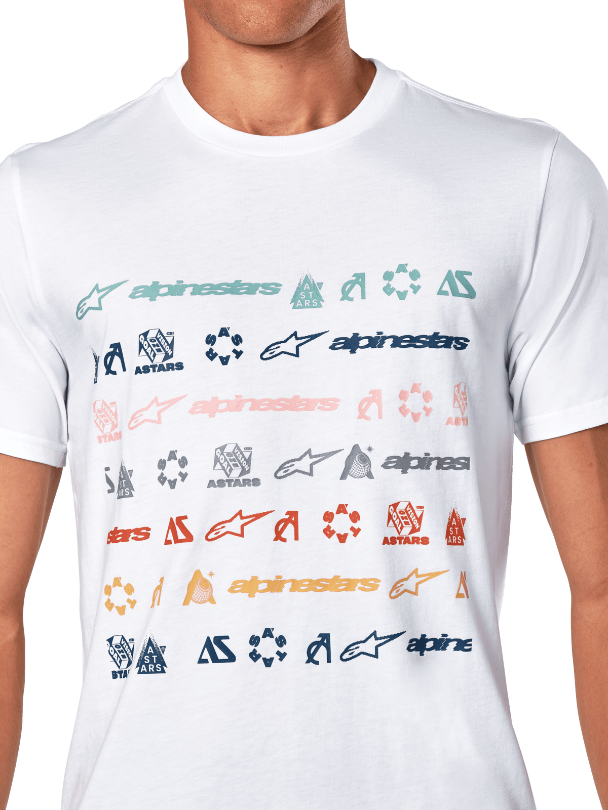 Alpinestars Glyfs CSF Tee, t-shirt de manga curta, branca, com várias filas de logótipos e símbolos Alpinestars coloridos numa impressão gráfica listrada, streetwear casual inspirado no desporto motorizado