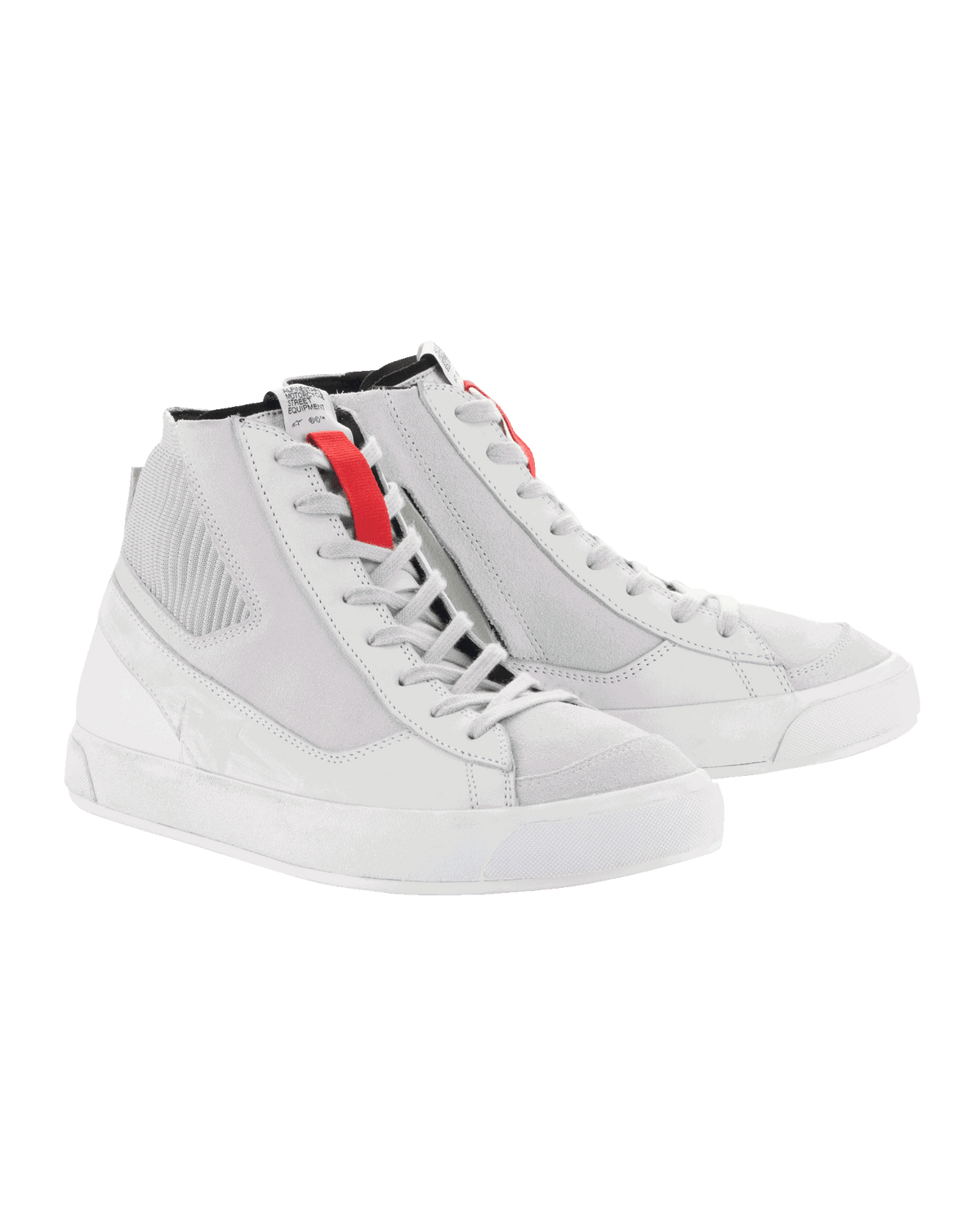 Alpinestars Sapatos Stated, sapatos de moto urbanos brancos e cinzentos com detalhes vermelhos e estilo retro de cano alto.