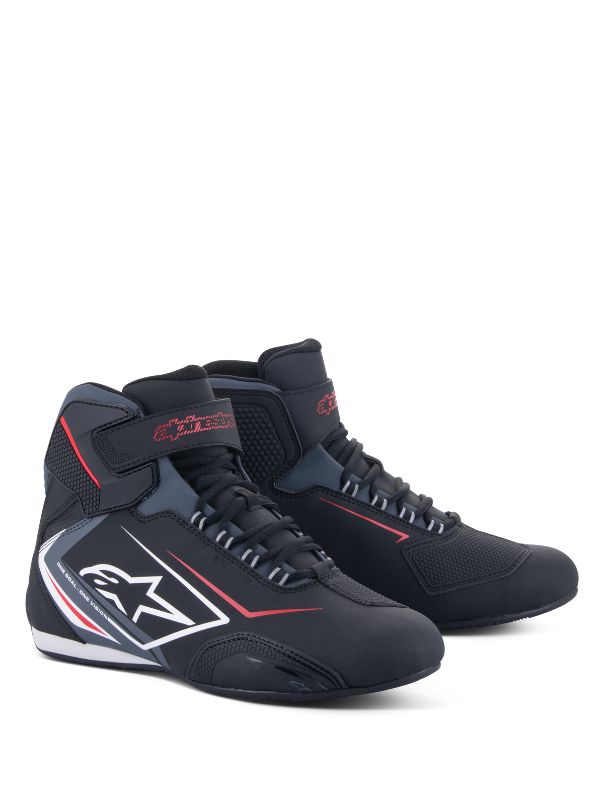 Sapatos Alpinestars Sektor Waterproof, sapatos de motociclismo, pretos com detalhes em vermelho e branco, com o logótipo da estrela branca na lateral, tira de velcro no tornozelo e sistema de atacadores, design desportivo e elegante para condução em estrada