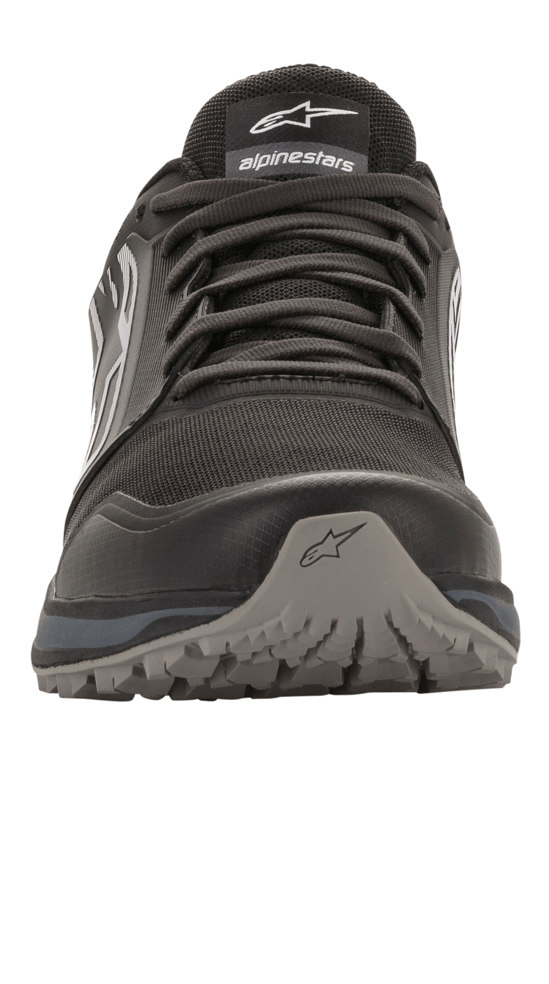 Alpinestars Meta Trail Shoes, sapatos de corrida de performance, pretos e cinzento escuro, vista frontal, biqueira durável com logótipo de estrela, construção em malha com atacadores, sola de borracha robusta resistente ao óleo