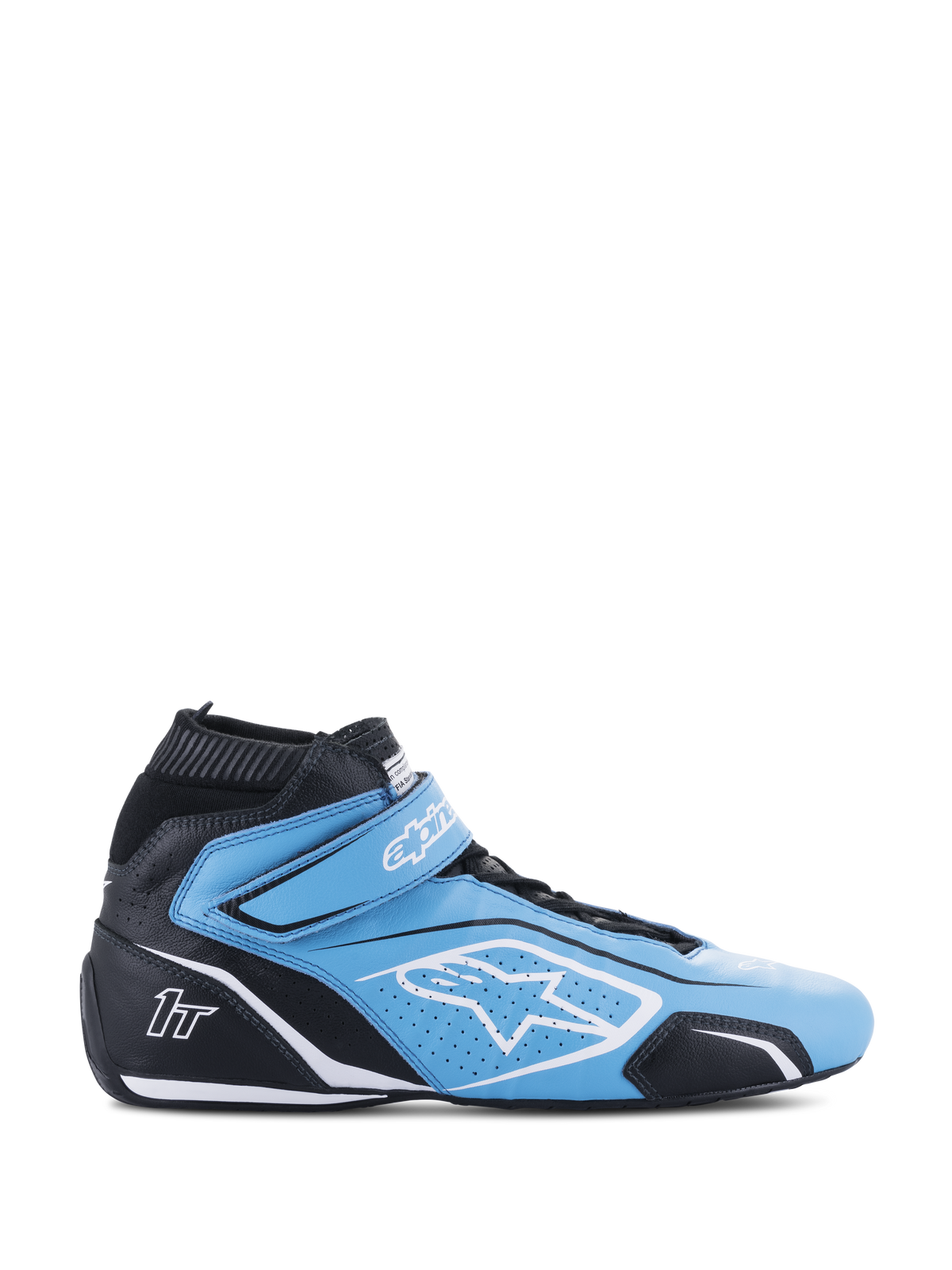 Alpinestars Tech-1 T V3 Shoes FIA, sapatos de corrida de cano alto, azul claro e preto com detalhes brancos, vista lateral com tira de velcro, logótipo de estrela branca, construção em pele perfurada e sola de performance fina