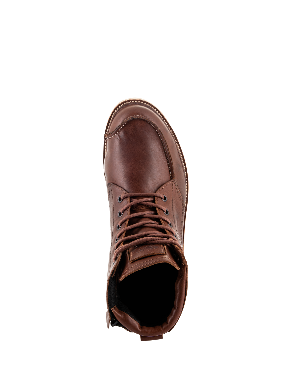 Sapatos Alpinestars Oscar Monty V2, sapatos de motociclismo castanhos, vista superior mostrando a construção em couro de flor integral, costuras moc toe e atacadores castanhos, calçado urbano de inspiração heritage