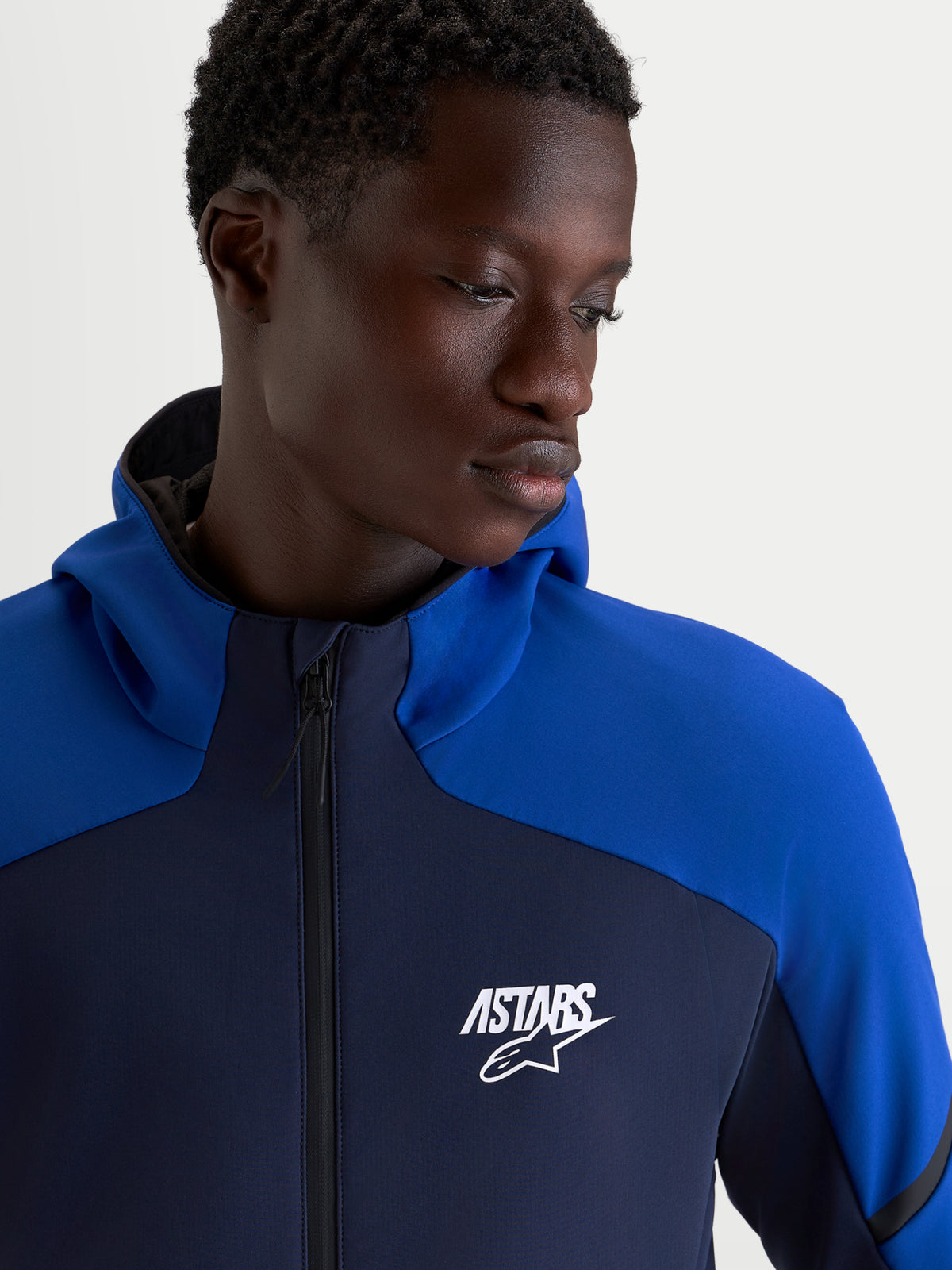Alpinestars Aeroshell WP casaco impermeável com capuz para homem, azul-escuro e azul-brilhante, com logótipo ASTARS branco e fecho frontal impermeável