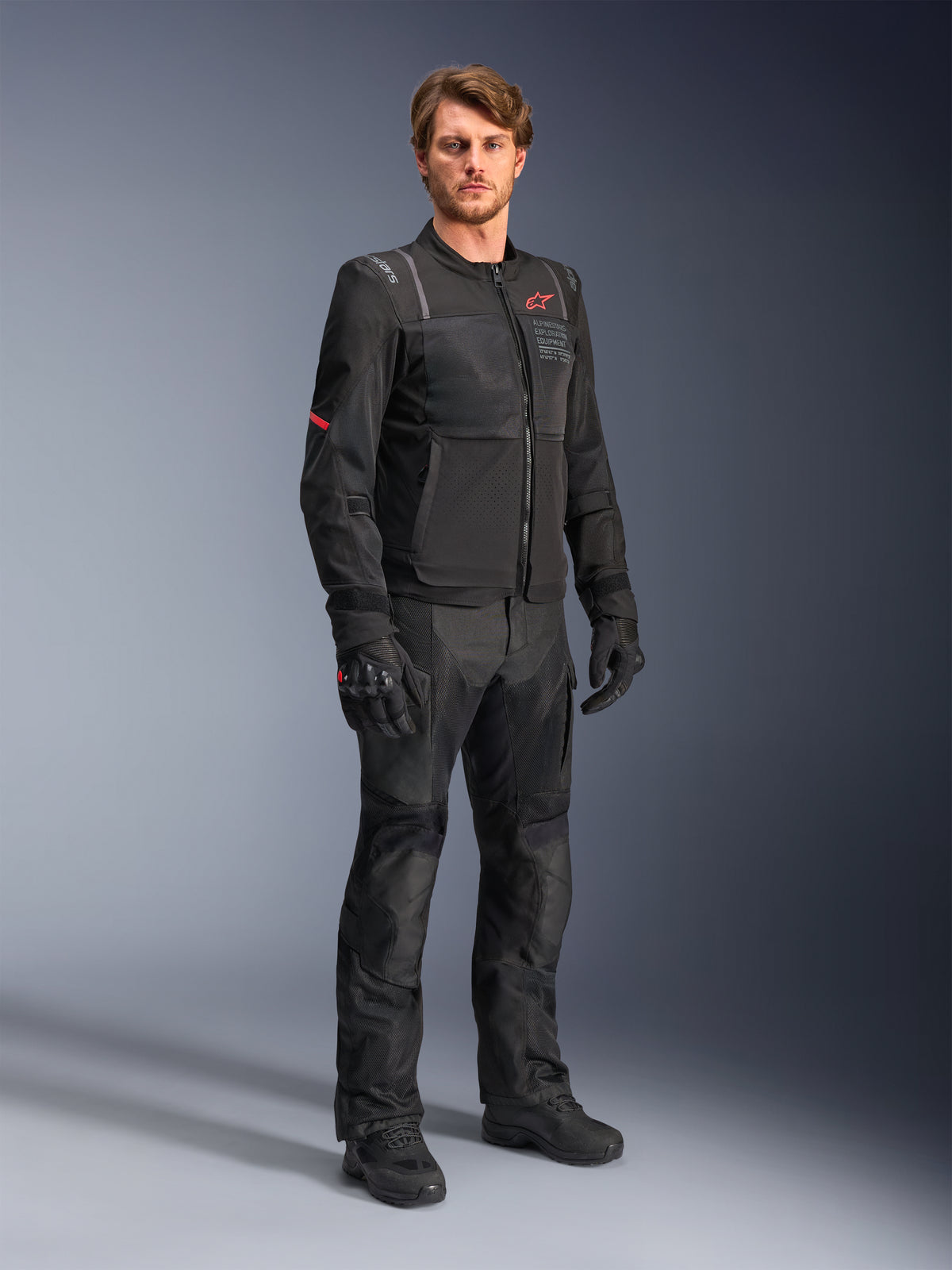 Alpinestars ST-2 Air, casaco de moto para touring de aventura, masculino, preto, com painéis de malha ventilada e têxtil.