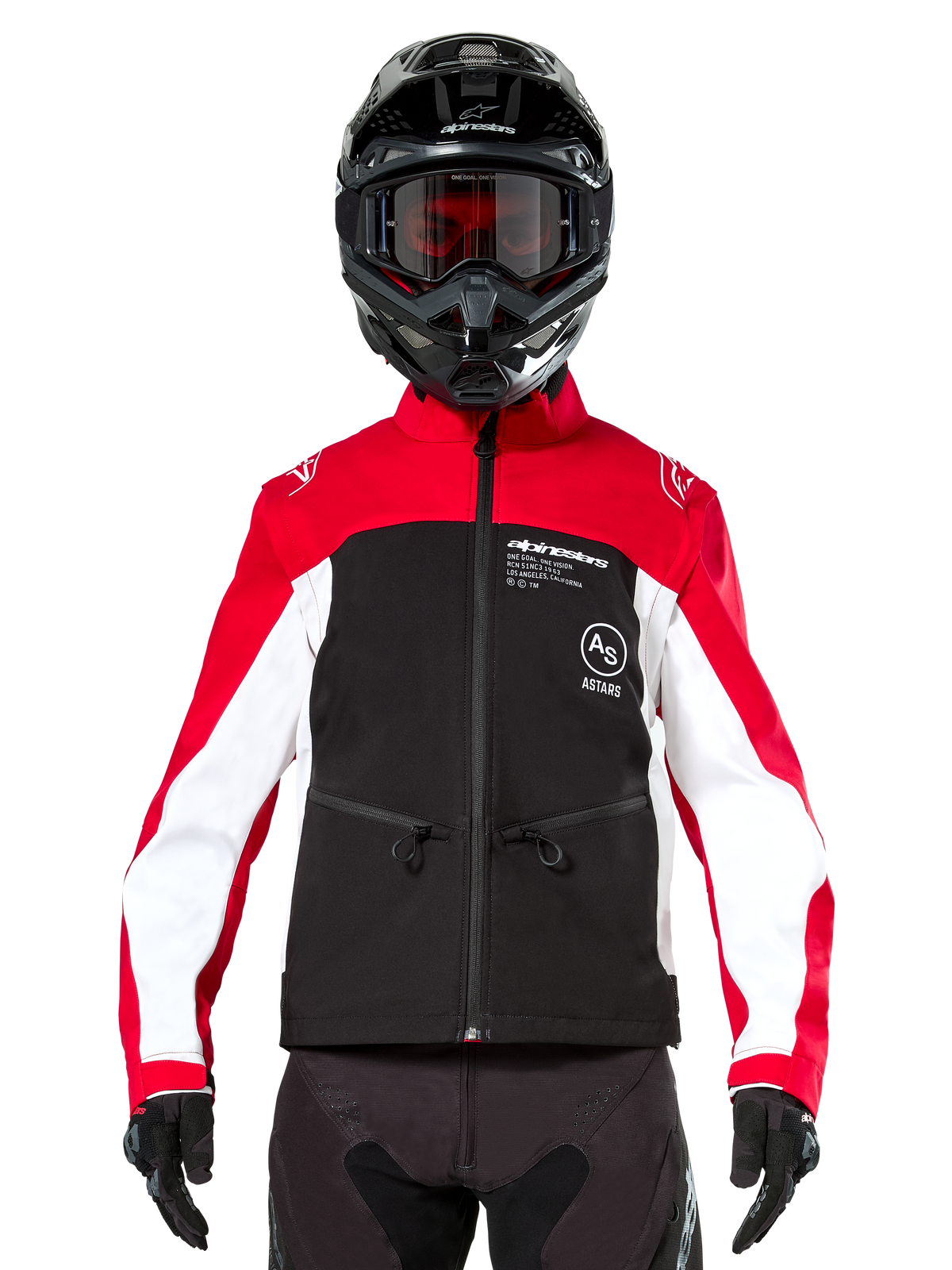 Casaco Alpinestars Lite-Dura Softshell em preto, vermelho brilhante e branco, vestido por um piloto de motocross com capacete preto e óculos de lentes vermelhas, com painéis brancos nas mangas, logótipo Alpinestars no peito e um design desportivo para off-road.