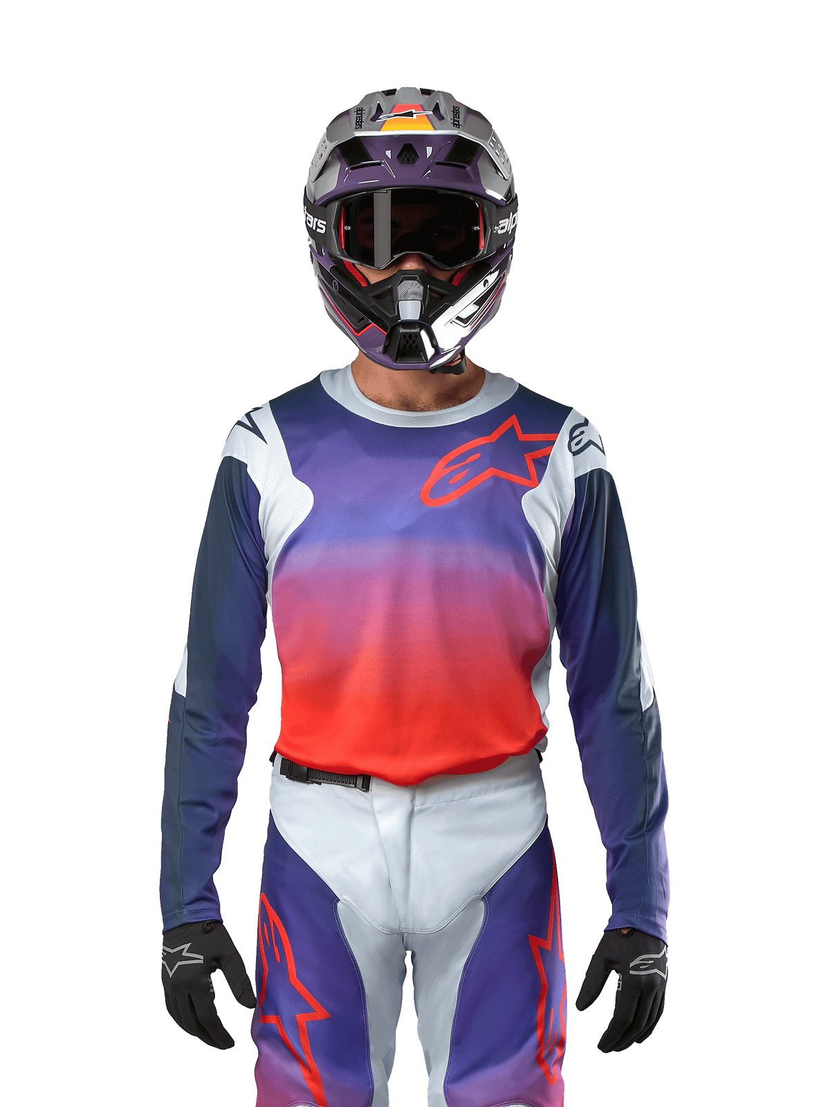 Alpinestars 2024 Racer Hoen Jersey, camisola de motocross em cinzento claro, laranja vibrante e preto, vestida por um piloto com equipamento a condizer, com um gradiente de cores vibrante e o logótipo de estrela no peito, concebida para desempenho off-road