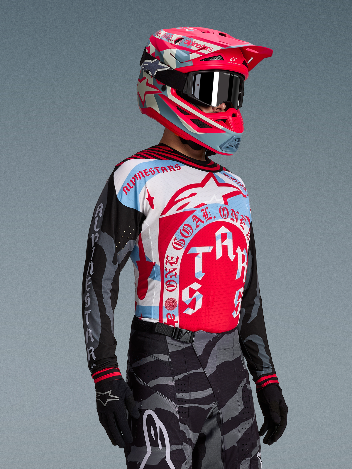 Camisola Techstar Beast Coast Edição Limitada, design vibrante em vermelho e azul com padrão camo, equipamento de motocross.