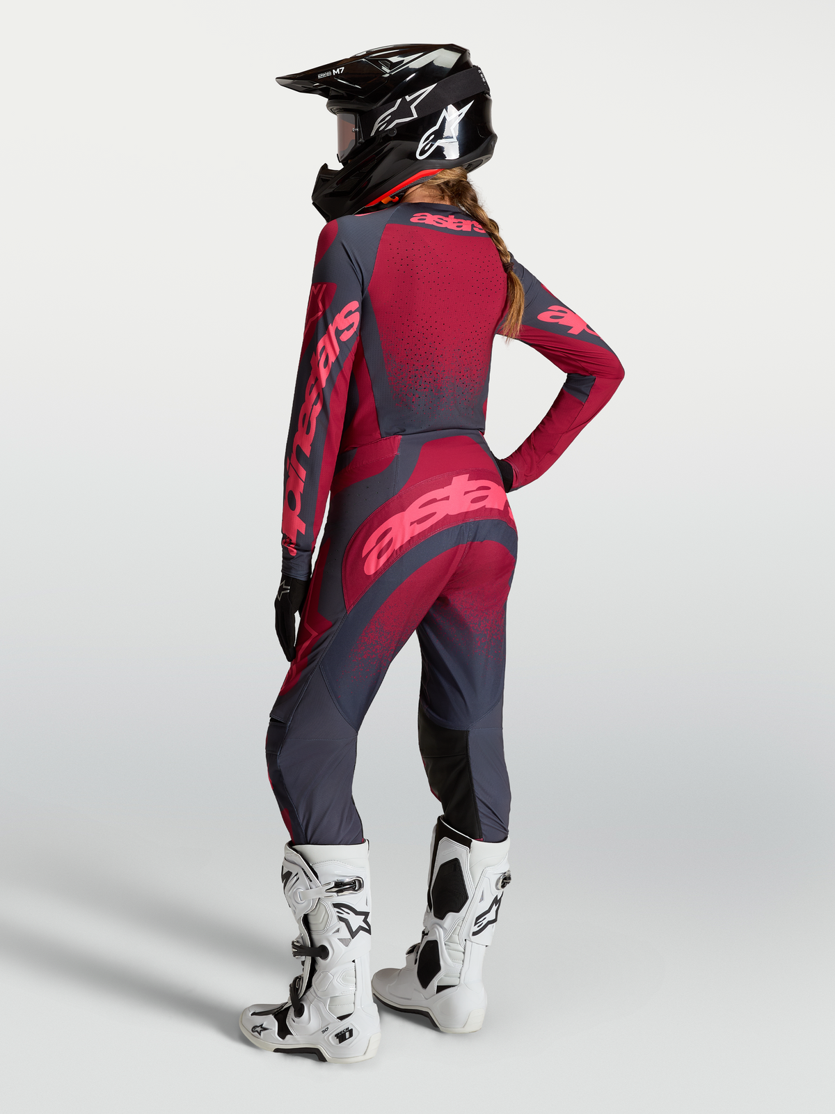 Calças Stella Techstar Swan da Alpinestars, motocross para mulher, vermelhas e cinzentas escuras, construção elástica durável.