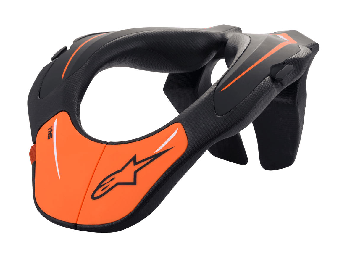 Alpinestars Youth Neck Support, proteção cervical para motocross, preto e laranja, estrutura ergonómica em polímero injetado com superfície texturizada, equipamento de proteção para jovens pilotos e corridas de todo-o-terreno