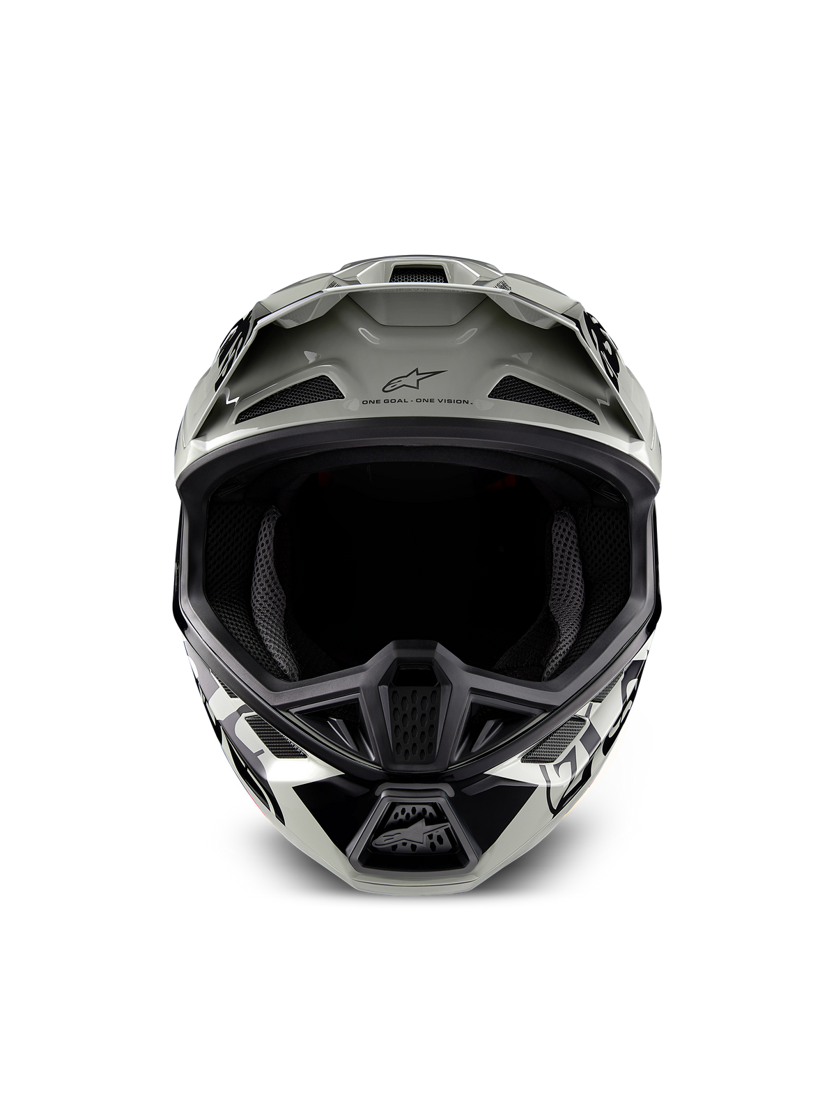 Capacete Alpinestars Limited Edition S-M7 Wolf Dust, capacete de motocross, Dune Black Glossy com gráficos em branco e preto, vista frontal mostrando a ampla abertura para os olhos e múltiplas entradas de ventilação, viseira aerodinâmica com logótipo da Alpinestars e texto 'One Goal One Vision', proteção de cabeça especializada para corridas off-road