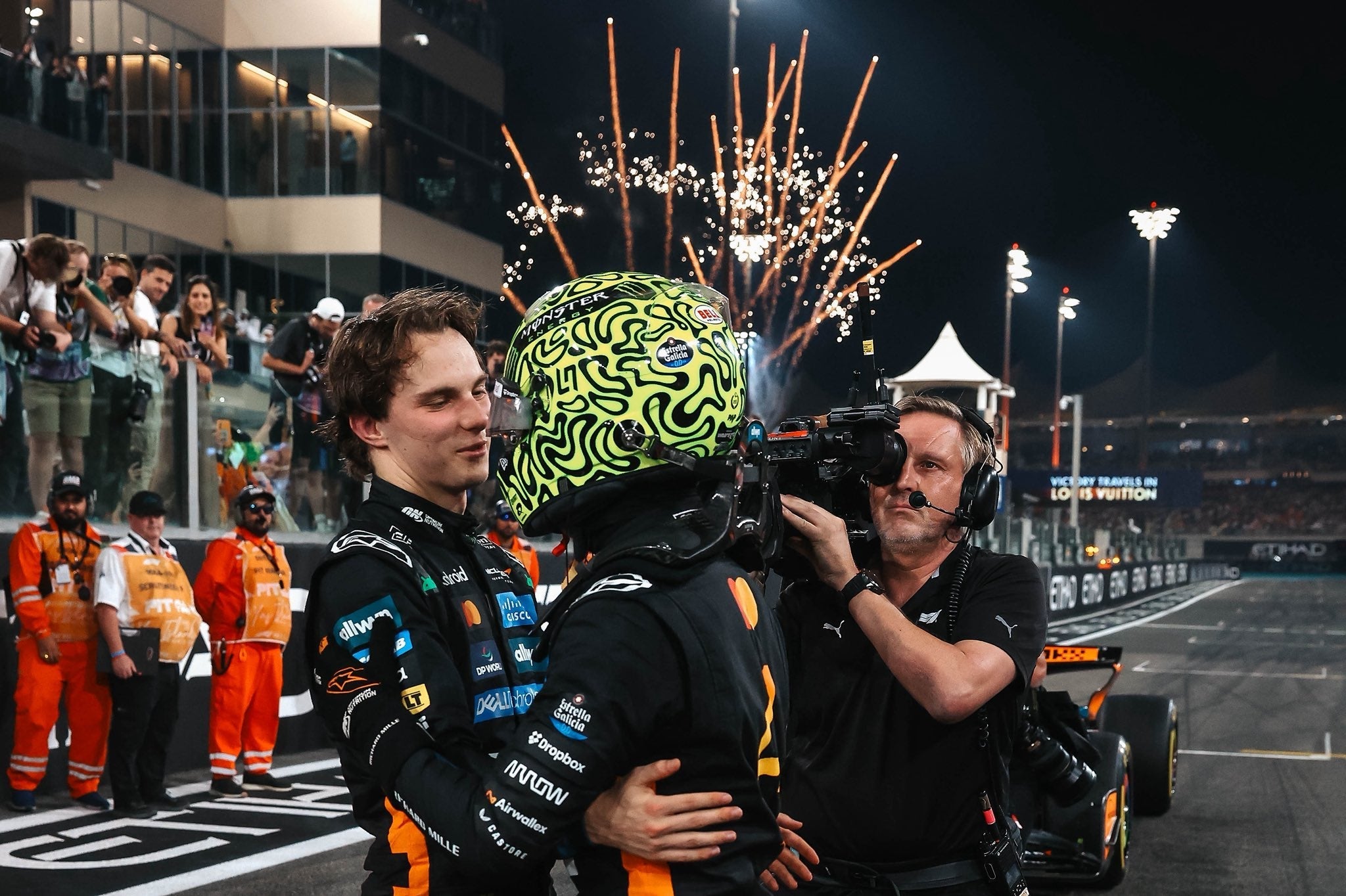 OSCAR PIASTRI AND LANDO NORRIS PUSH ALL THE WAY IN FORMULA ONE SEASON FINALE IN ABU DHABI GRAND PRIX