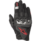 Luvas Alpinestars SMX-1 Air V2, luvas de motociclismo de estrada, preto e vermelho fluorescente, com protetor de nós dos dedos rígido em estilo fibra de carbono, logótipo da estrela Alpinestars vermelho, faixas refletoras prateadas e pele perfurada com painéis de malha respirável