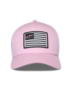 Boné Alpinestars Flag Snapback, rosa e branco, com a parte frontal em sarja rosa e malha branca atrás, pala curva, patch frontal com design de bandeira e logótipo Astars rosa, estilo casual motorsport streetwear