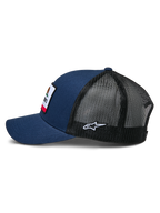 Boné Alpinestars Cali 2.0, azul-marinho e preto, vista lateral, frente em sarja com remendo tecido com borda merrow, parte traseira em malha de poliéster preta com logótipo de estrela bordado a branco, pala curva, acessório de cabeça casual inspirado no desporto motorizado