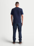 Alpinestars T-shirt Ageless 2.0 CSF, t-shirt de manga curta para homem, azul, vista traseira em modelo, corte estruturado e construção em mistura de algodão e poliéster, casual sportswear.