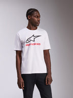 Alpinestars Always 2.0 CSF Tee, t-shirt de manga curta, branca, logótipo Alpinestars preto e texto vermelho, vestuário desportivo casual de desportos motorizados