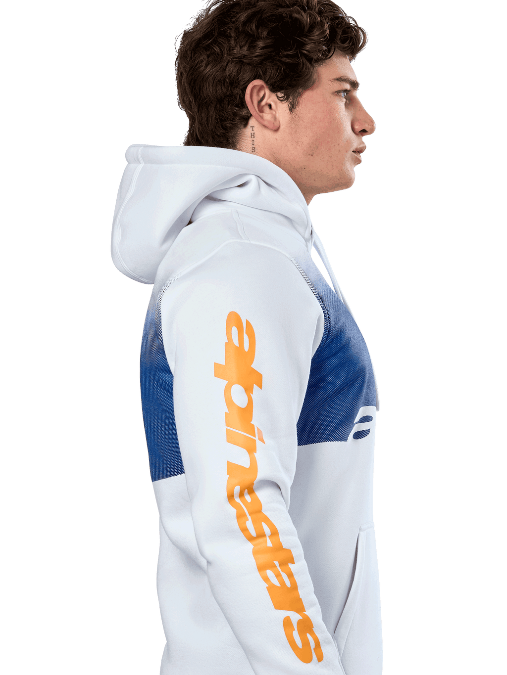 Alpinestars Specter Hoodie, streetwear casual, branco com padrão em degradê azul, logótipo Alpinestars grande em cor de laranja na manga, perfil lateral de um homem a usar o hoodie