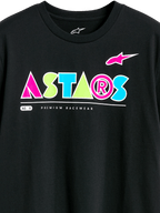 Alpinestars Cereal CSF Tee, t-shirt de manga curta, preta, logótipo geométrico ASTARS colorido com detalhes em rosa, verde e azul, texto Premium Racewear, estilo casual motorsport streetwear