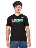 Alpinestars Cereal CSF Tee, t-shirt preta de manga curta, vestida por um modelo masculino, logótipo ASTARS geométrico colorido com o texto Premium Racewear, streetwear casual de motorsport