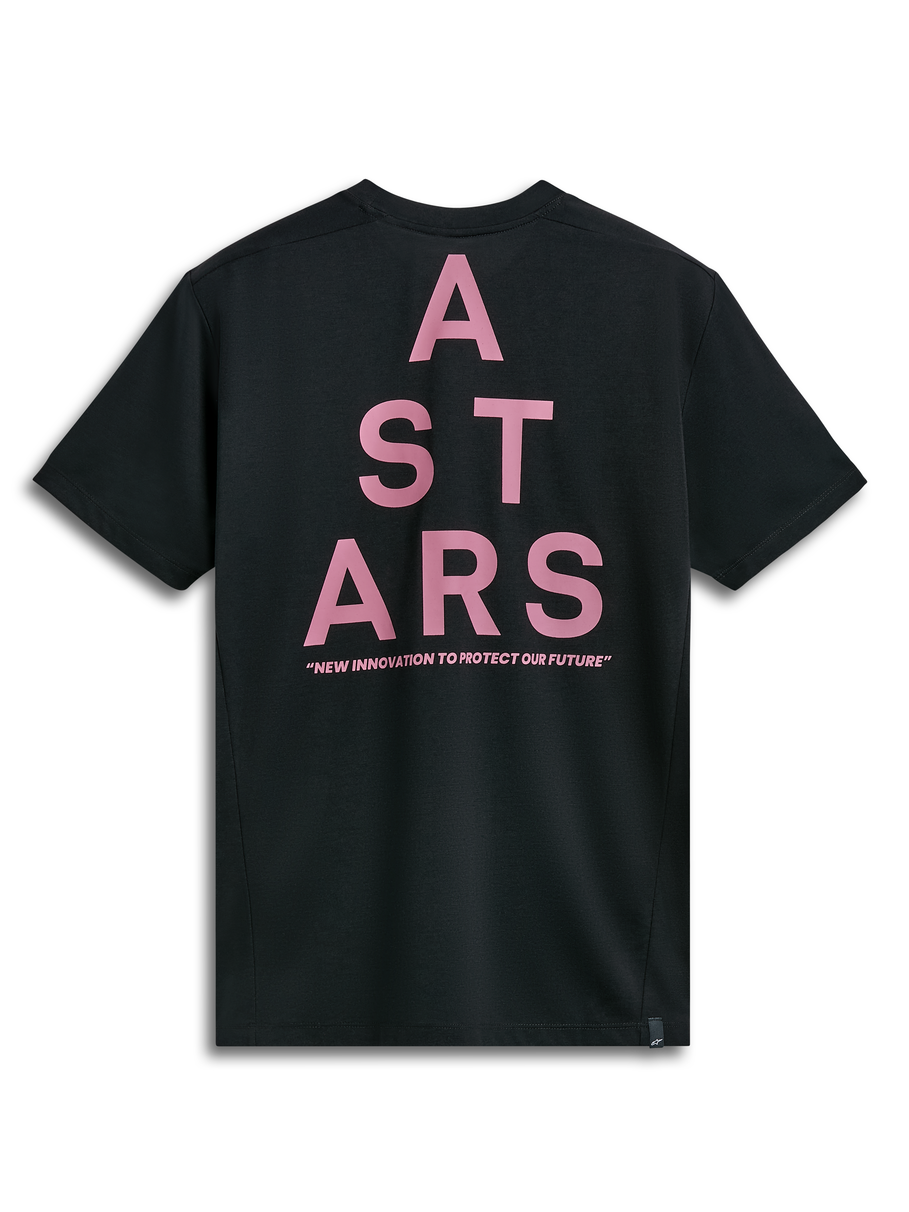 Alpinestars Attrition Performance Tee, t-shirt de manga curta, preta, vista traseira com um grande gráfico rosa ASTARS em bloco e o texto 'NEW INNOVATION TO PROTECT OUR FUTURE', vestuário desportivo de performance sustentável
