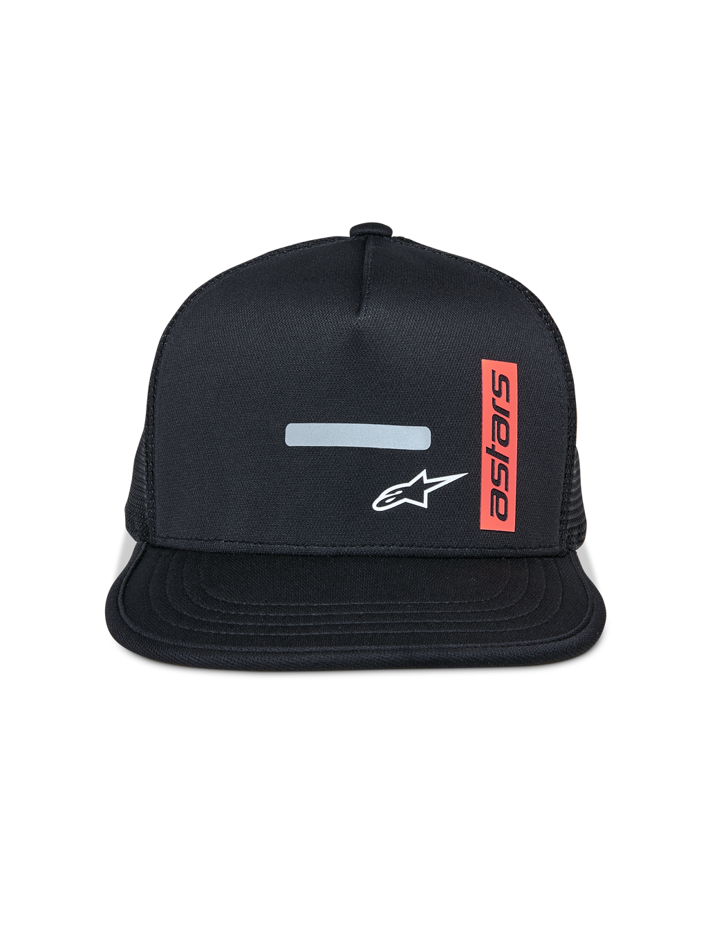 Alpinestars Alter Trucker Hat, boné de pala plana, preto com parte traseira em rede, barra refletora frontal e logótipo de estrela branca, etiqueta vermelha vertical com o texto "astars", vestuário desportivo casual de desportos motorizados