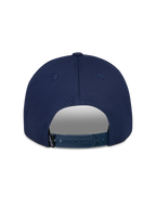 Boné Alpinestars Trifecta Snapback, azul-marinho, vista traseira com fecho snapback ajustável, pequena etiqueta preta com logótipo, sarja de algodão durável, estilo casual motorsport streetwear