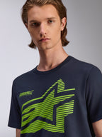 Alpinestars Fasting CSF Tee, t-shirt de manga curta, azul-marinho, gráfico geométrico de estrela em verde-lima com o texto Forward Innovation, streetwear casual de inspiração motorsport
