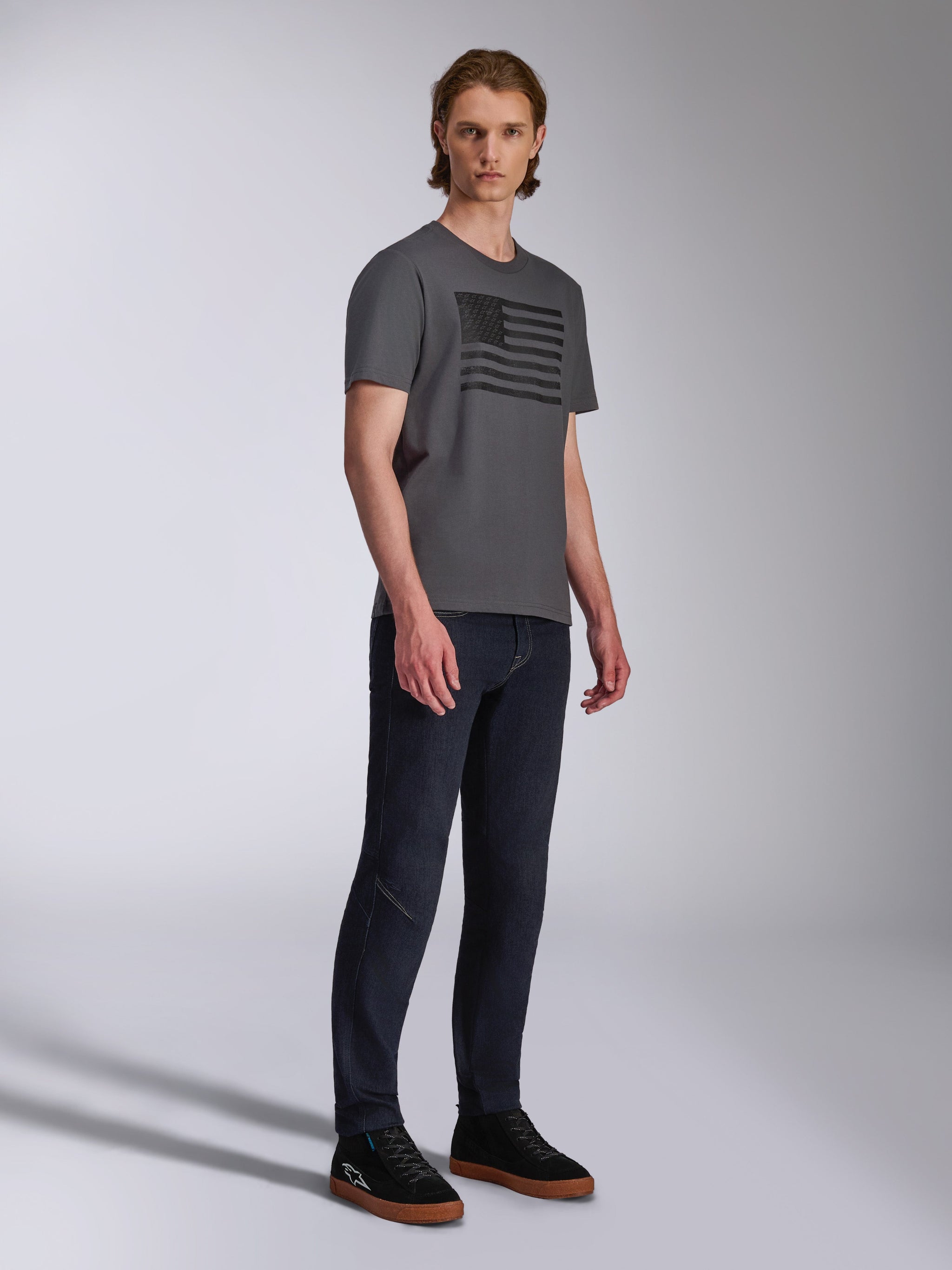 Waving CSF Tee - Short Sleeve