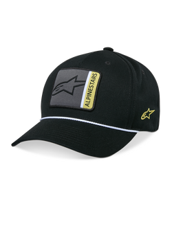 Alpinestars Specific Snapback Hat, boné preto, pala curva com acabamento em corda entrançada branca, patch frontal com logótipo cinzento e amarelo, bordado lateral do logótipo em amarelo, coroa estruturada, acessório casual inspirado no desporto motorizado
