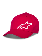 Alpinestars Corp Shift Multi Hat, boné de basebol vermelho, logótipo Astars em 3D branco na frente, aba curva com coroa estruturada, vestuário casual de desporto motorizado