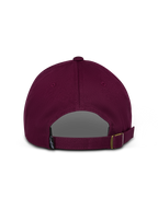 Boné Alpinestars Deduce Strapback, Borgonha, vista traseira com fecho de tira ajustável e pequena etiqueta com logótipo, sarja de algodão não estruturada, estilo desportivo casual