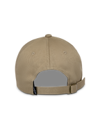 Boné Alpinestars Deduce Strapback, caqui, vista traseira com tira ajustável e fivela metálica, com uma pequena etiqueta de logótipo preta, acessório casual em sarja de algodão