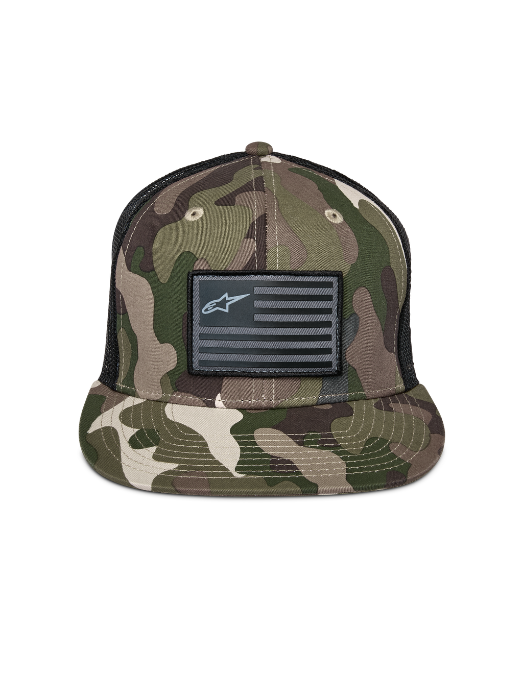 Boné Trucker Alpinestars Flag Flat, camuflado verde e preto, aba plana com coroa estruturada, remendo de bandeira preto com logótipo Alpinestars, parte traseira em malha, acessório casual inspirado no desporto motorizado