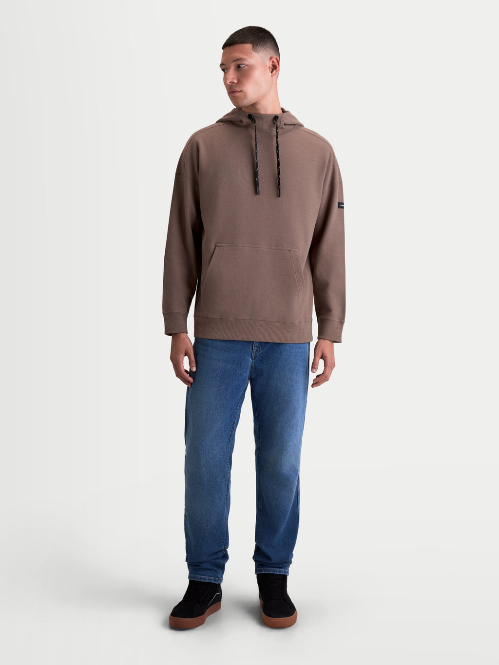 Alpinestars Camino Textured Oversized Hoodie, camisola com capuz para homem, castanha, em fleece de malha texturizada com gola alta, bolso canguru e silhueta oversized, casual sportswear.