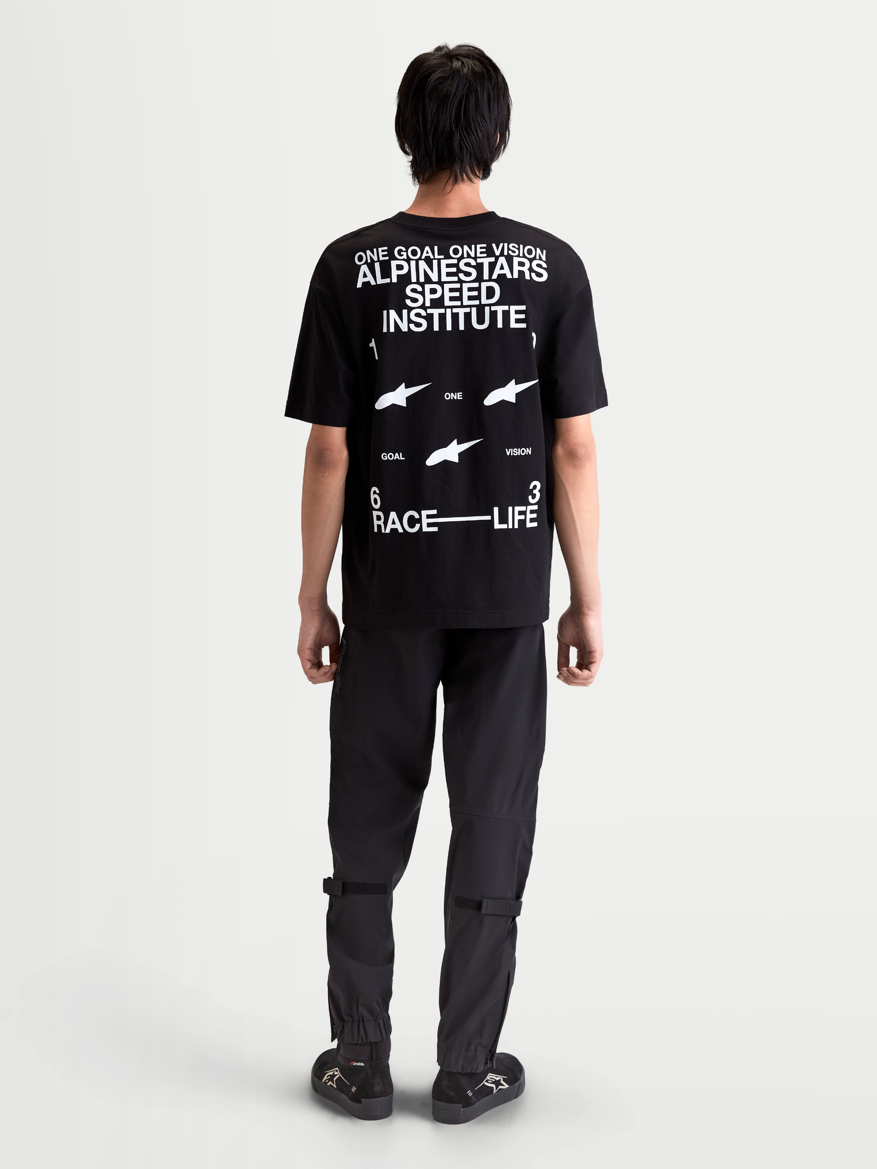 Alpinestars Institute Oversized CSF Tee, t-shirt de manga curta, preta e branca, vista traseira com gráficos 'Alpinestars Speed Institute' e 'One Goal One Vision', corte oversized descontraído, casual sportswear.