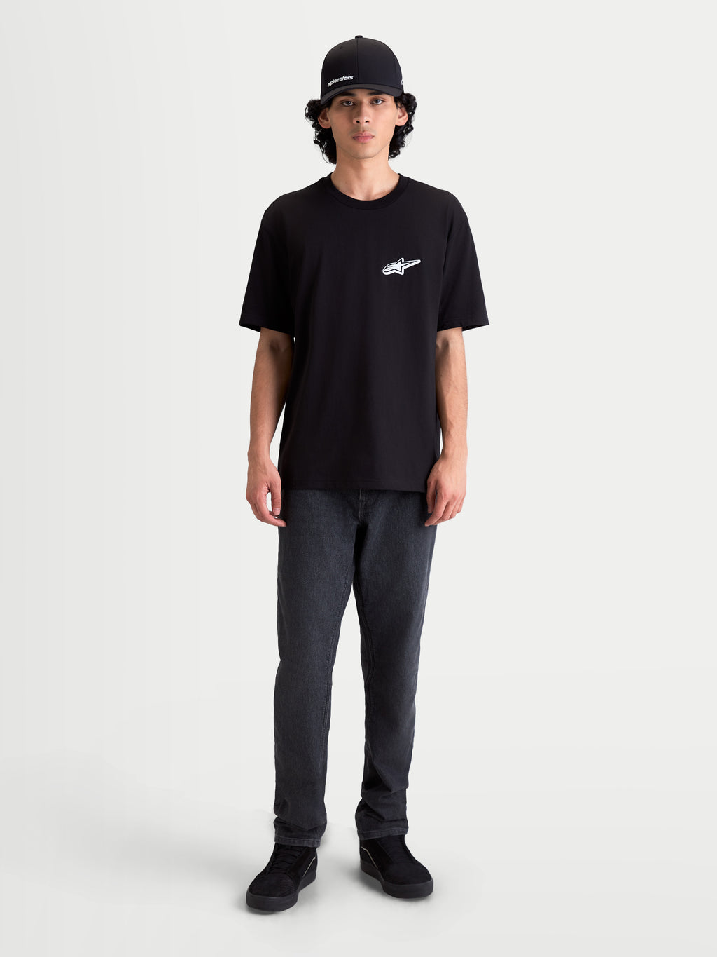 Alpinestars T-Shirt Meteor CSF, t-shirt de manga curta para homem, preta com pequeno logótipo Astars branco no peito, casual sportswear