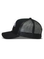 Alpinestars Baron, boné trucker preto de sportswear, com aba curva, malha respirável e coroa estruturada.