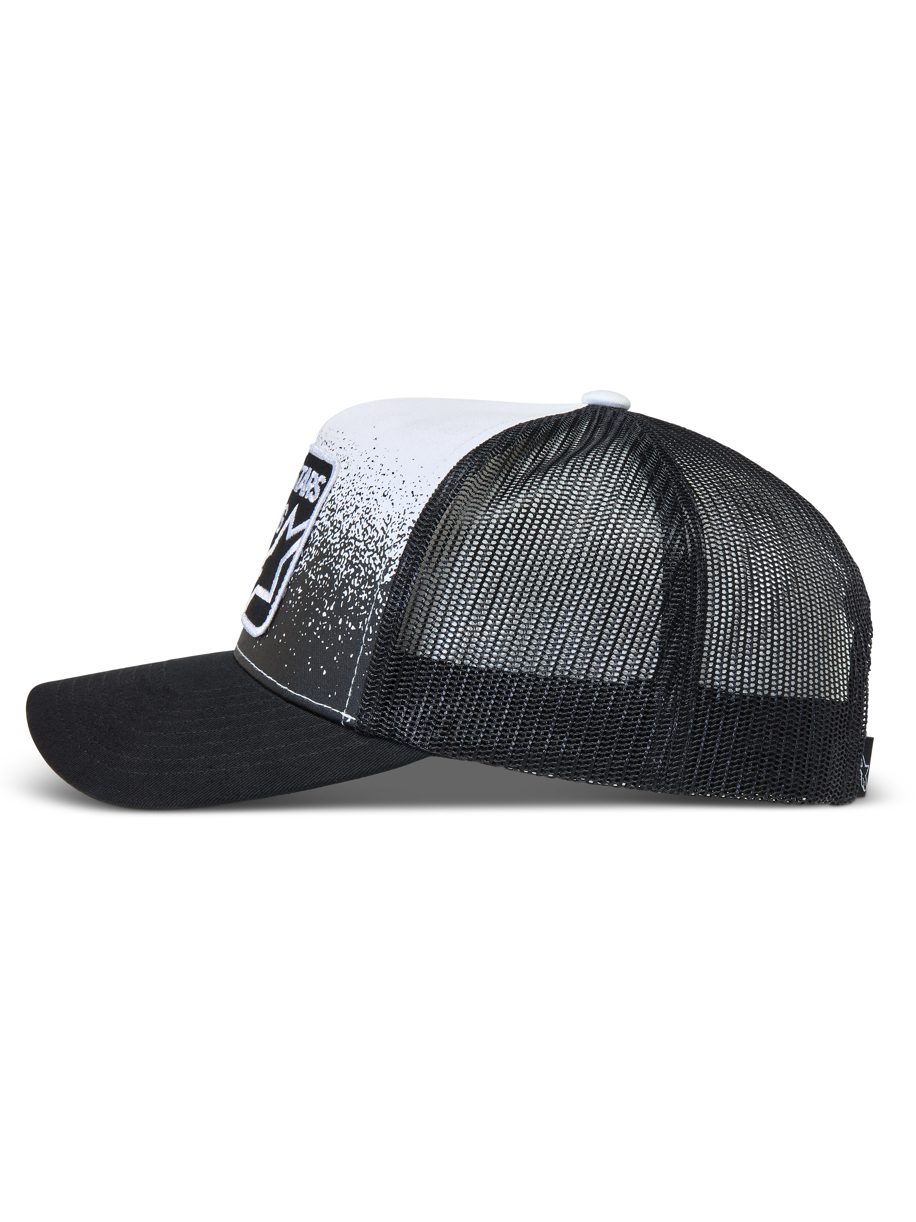 Alpinestars Gravel Boné trucker, preto e branco, com aba curva, malha traseira e padrão de textura de cascalho.