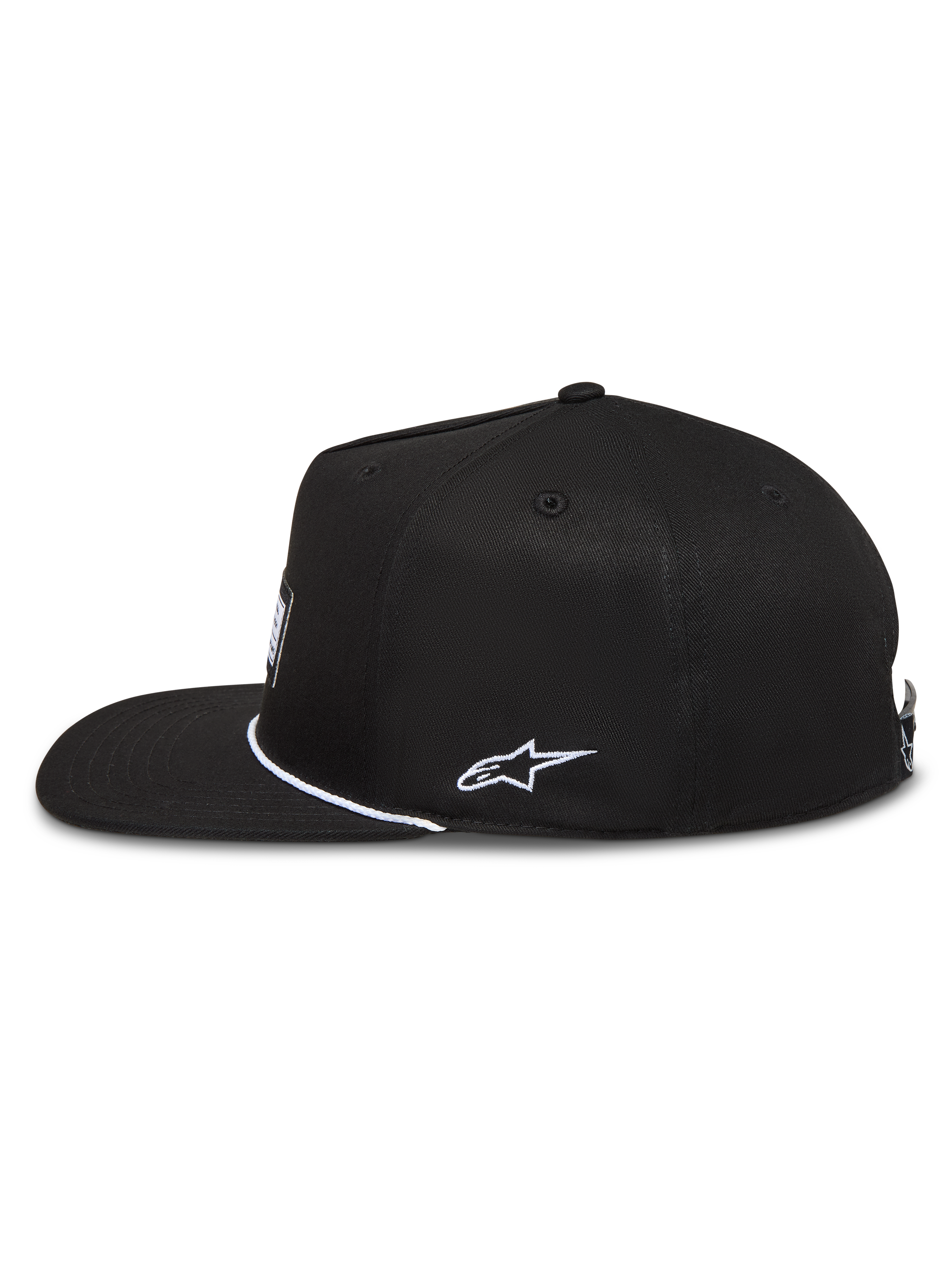 Alpinestars Label Snapback Chapéu, boné de aba plana preto em sarja com bordado lateral branco e etiqueta frontal.