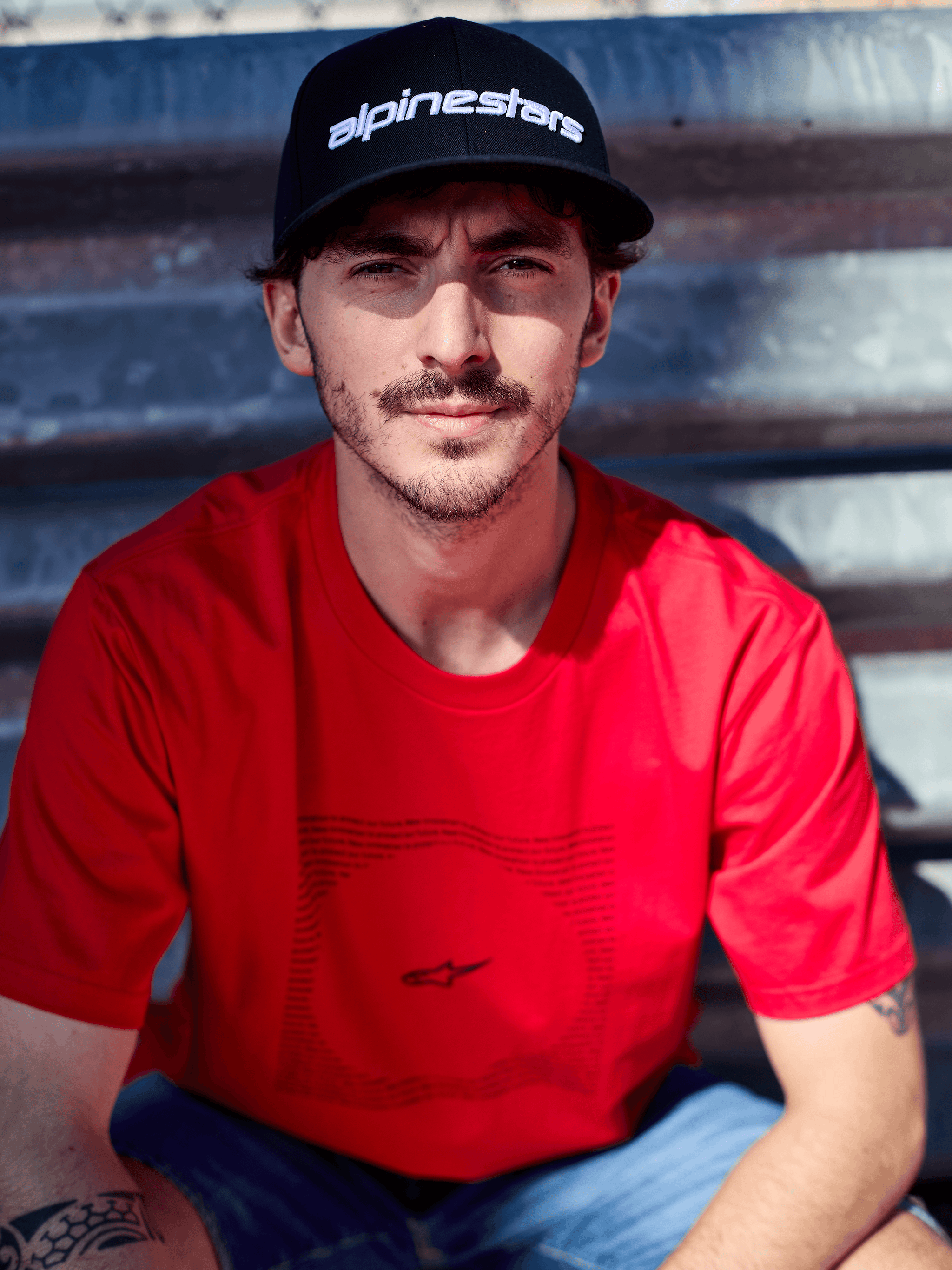 Chapéu Linear Wordmark 2.0