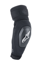 Alpinestars A-Impact Plasma Elite Shield, cotoveleiras de proteção, pretas com logótipo de estrela branco, cápsula rígida em TPU, tiras ajustáveis duplas, ventilação em malha, design ergonómico pré-curvado, equipamento de proteção para BTT