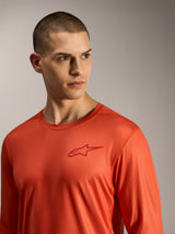 Jersey Alpinestars A-Dura Air laranja, mangas compridas em malha jacquard respirável e logótipo no peito, ideal para BTT.