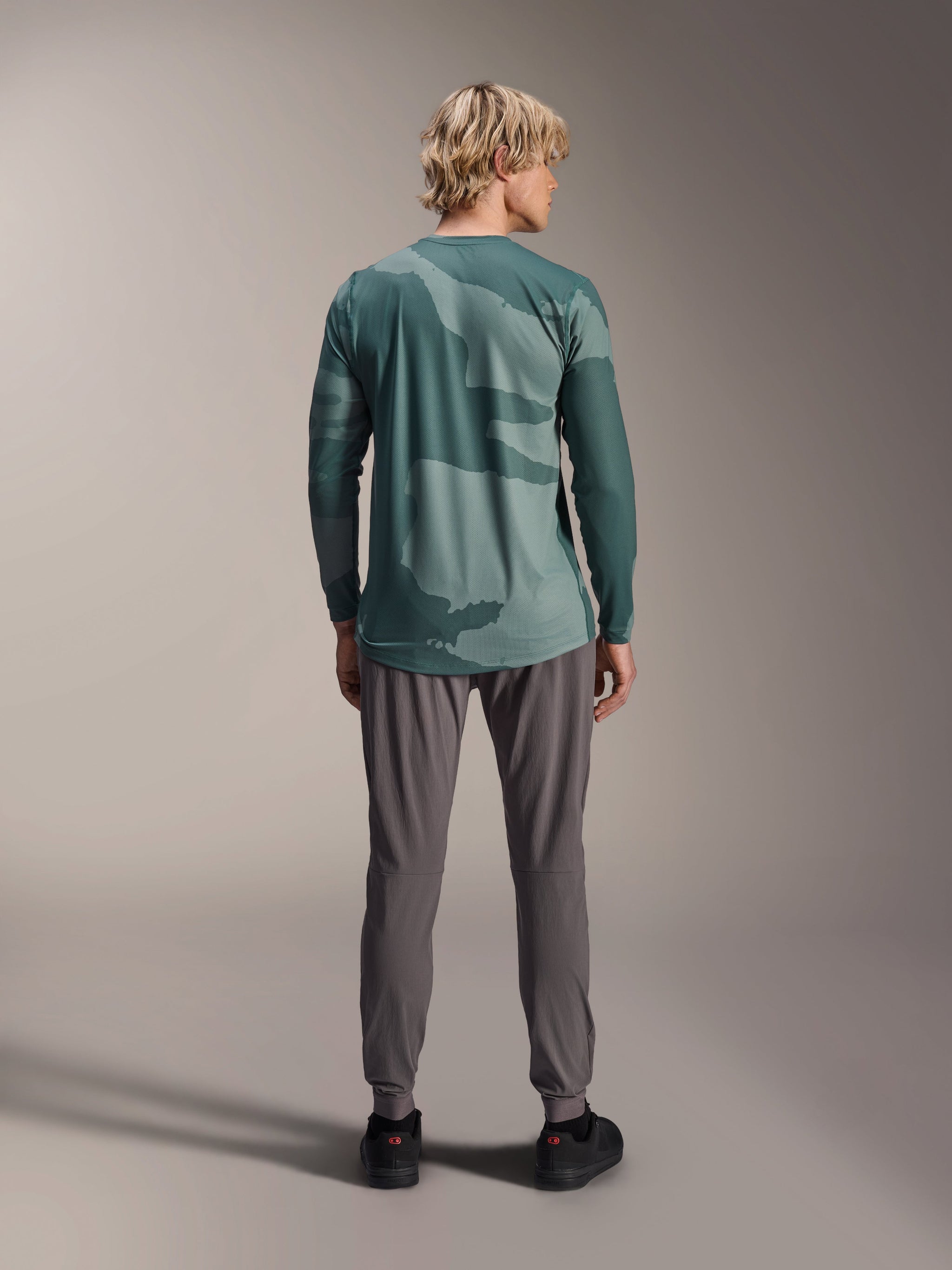 Camisola A-Dura Hollow Camo Mangas Compridas