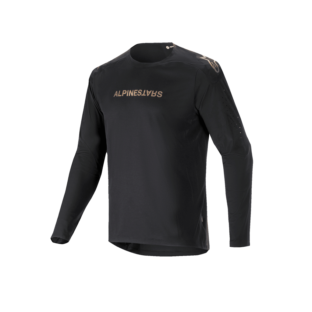 Camisola de Manga Comprida Alpinestars A-Aria Polartec Switch, preta, camisola de mountain bike com logótipo Alpinestars em tons dourados no peito e nos ombros, braços perfurados a laser e tecido Polartec com absorção de humidade para desempenho em todo-o-terreno