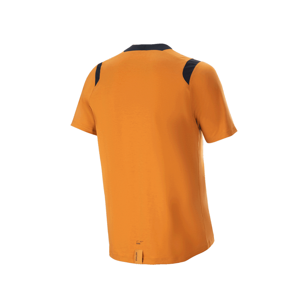 Alpinestars A-Dura Dri Wool Short Sleeve Jersey, camisola de manga curta, dourado escuro, vista traseira com painéis de malha pretos nos ombros e uma parte traseira mais comprida, vestuário de ciclismo de alta performance