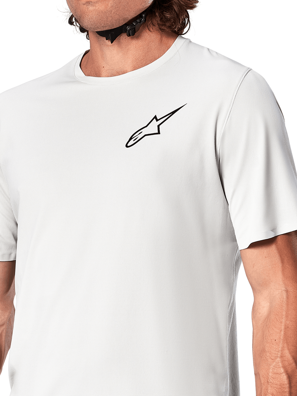 Alpinestars A-Aria Astar Jersey, camisola de ciclismo de manga curta, White Dove, vista detalhada com logótipo Astar preto no peito, material de poliéster texturado e respirável, ajuste de performance leve para BTT