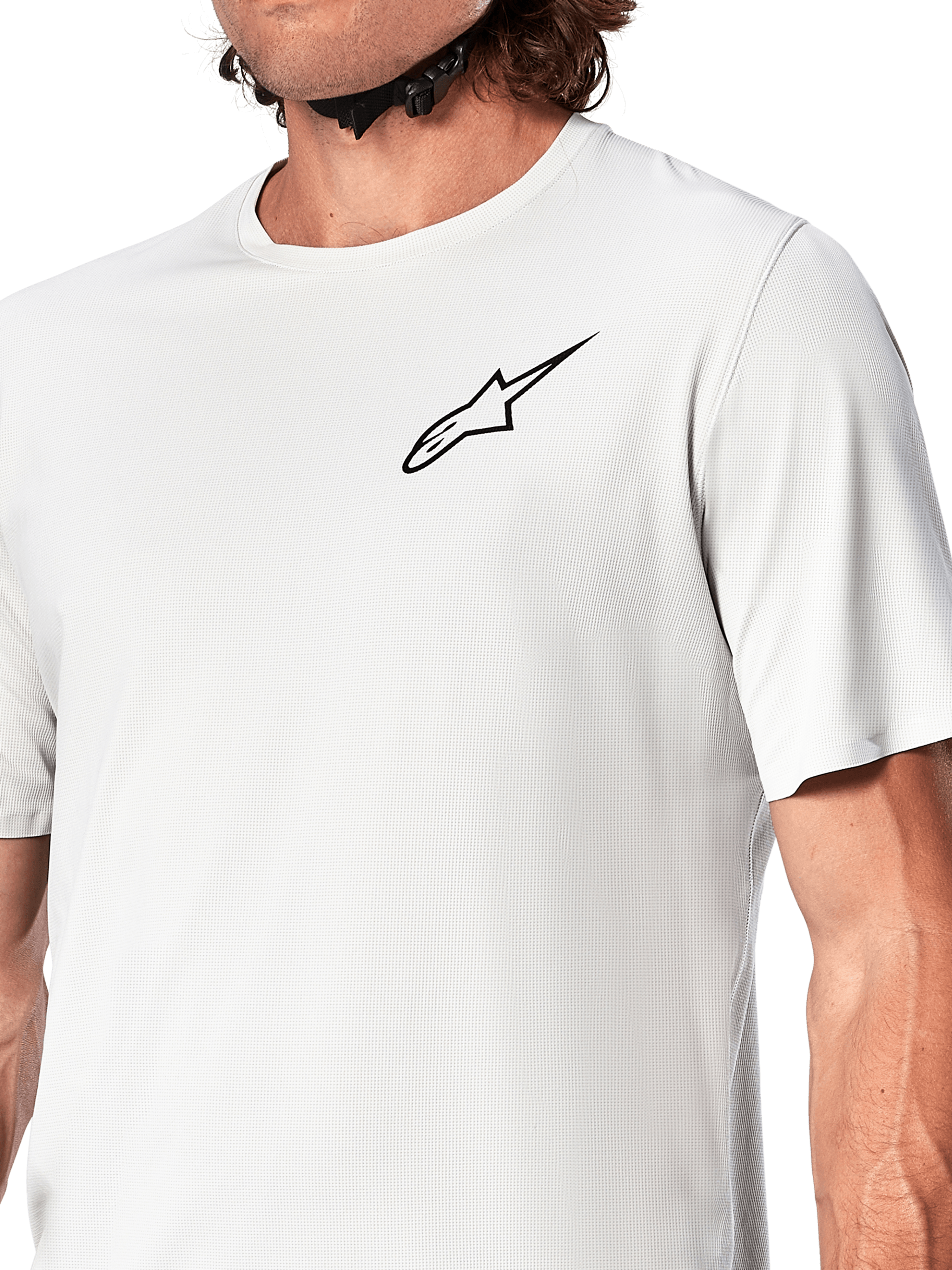 Alpinestars A-Aria Astar Jersey, camisola de ciclismo de manga curta, White Dove, vista detalhada com logótipo Astar preto no peito, material de poliéster texturado e respirável, ajuste de performance leve para BTT